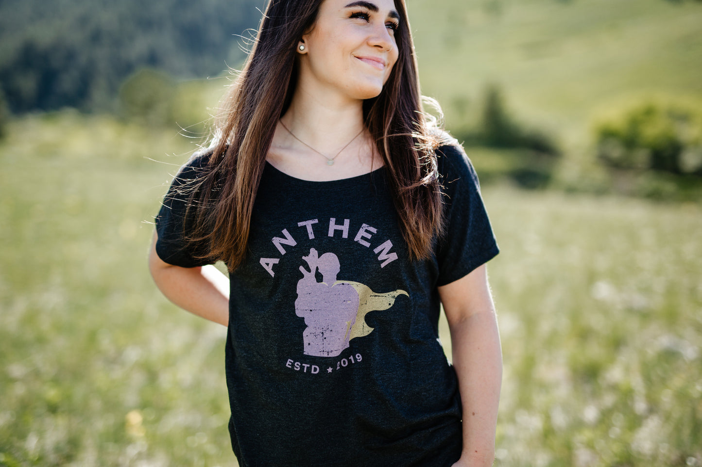 Retro Hero Logo - Women's Flow Tee